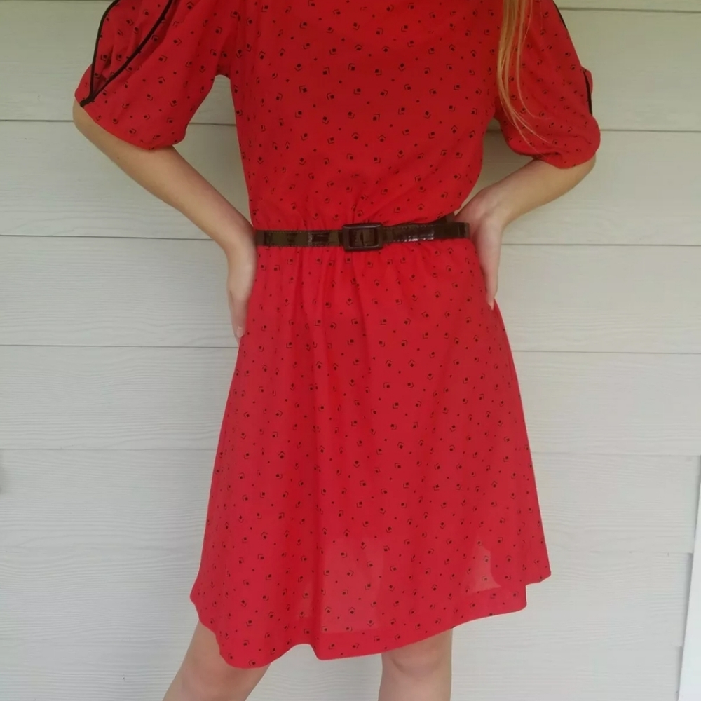 Red 80s Puff-Sleeve Belted Women's Dress